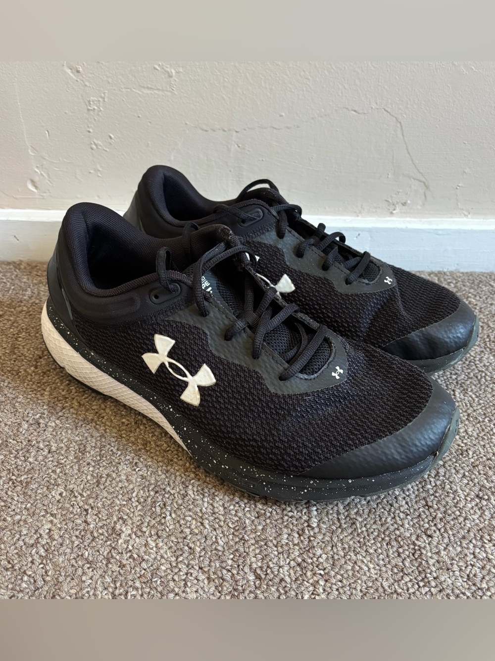Under Armour Charged Shoes Size 12 4E